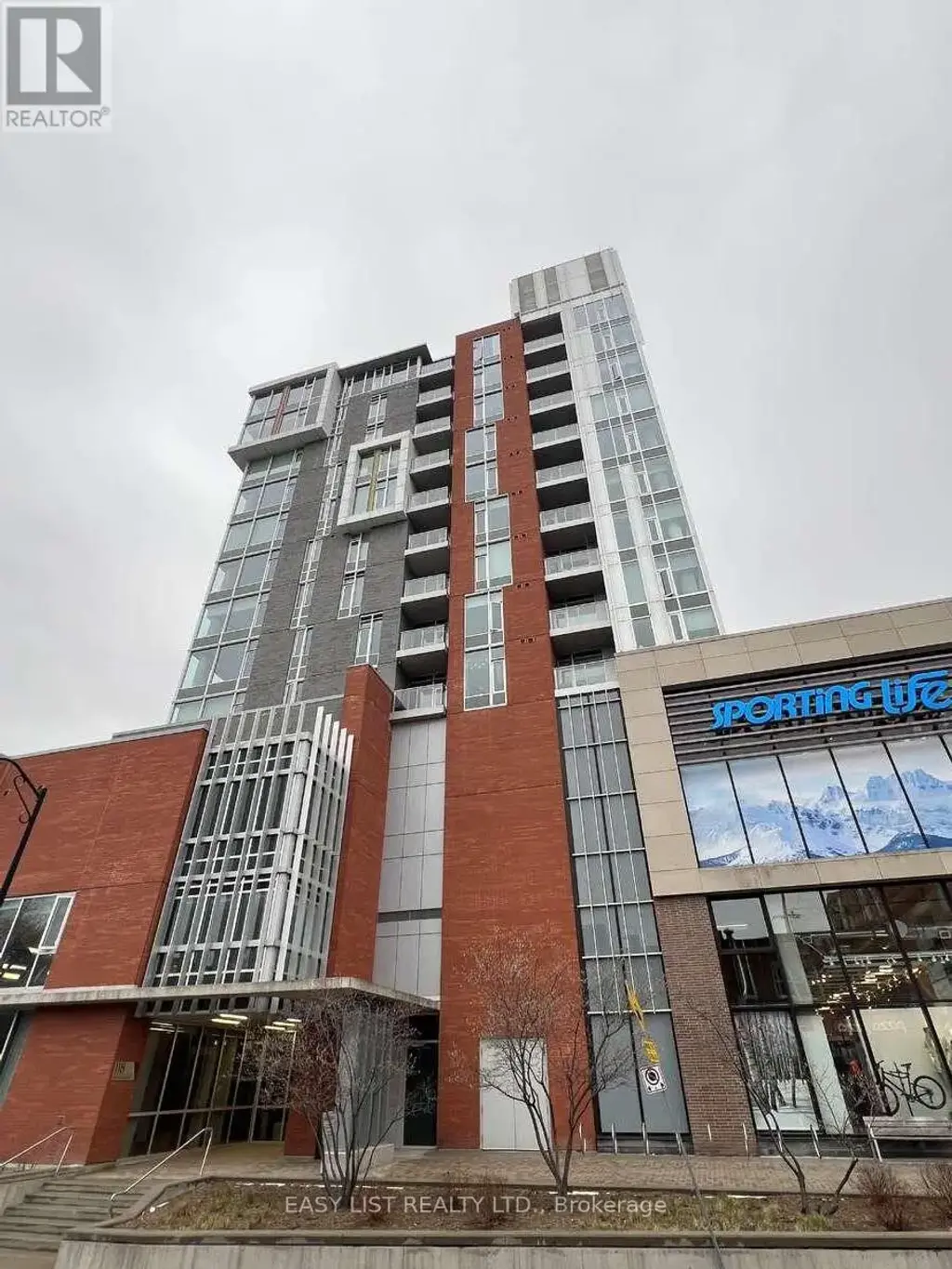 705 - 118 Holmwood Avenue, Ottawa